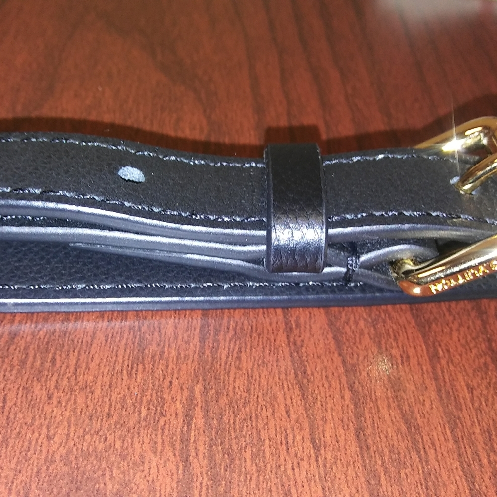 Louis Vuitton Mélie shoulder strap